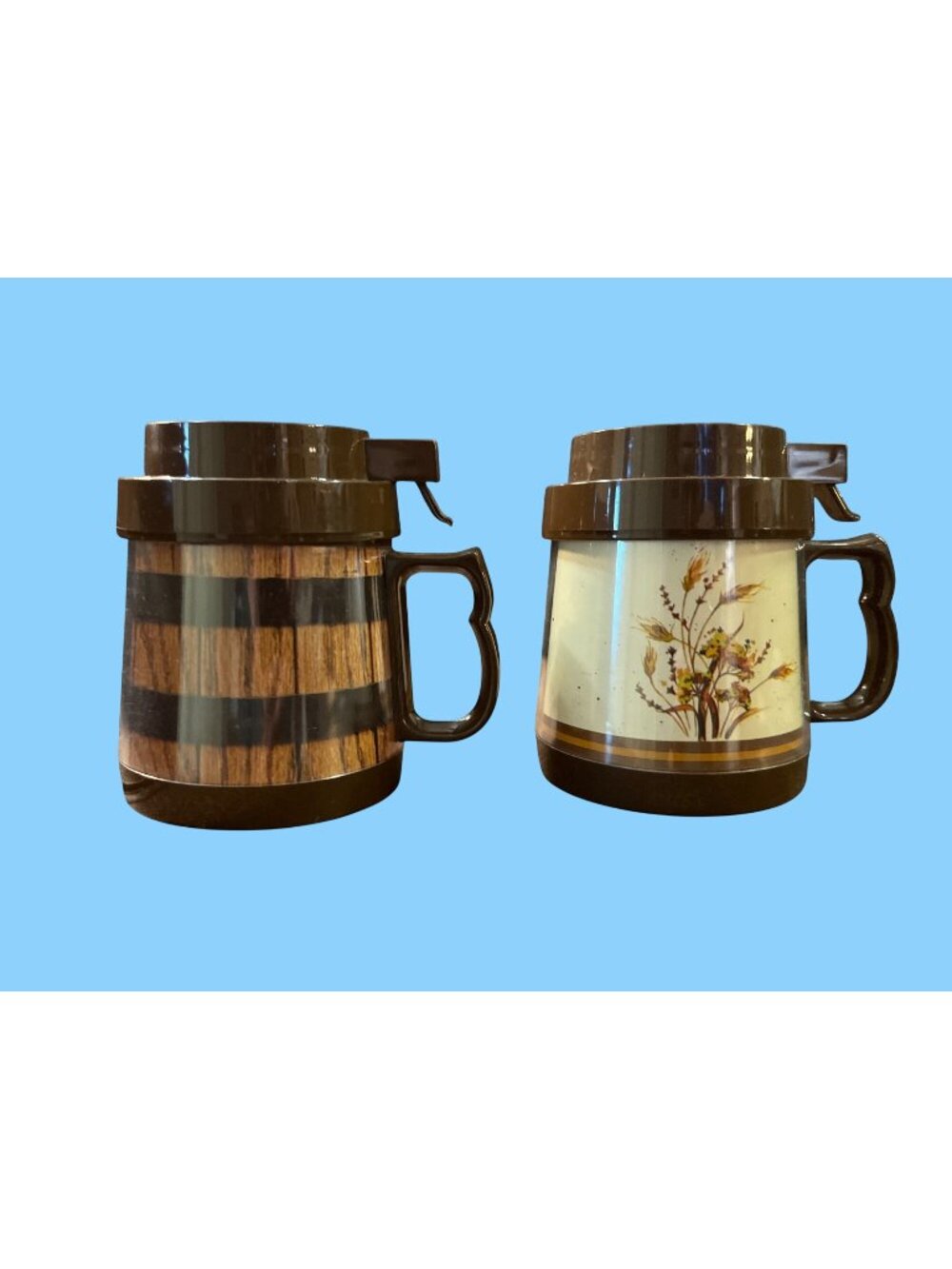 Vintage Thermo-Serv Insulated Coffee Mugs Set Barrel Wheat Cabin Camper Used